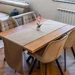 Lepenicka Luxe - Premium