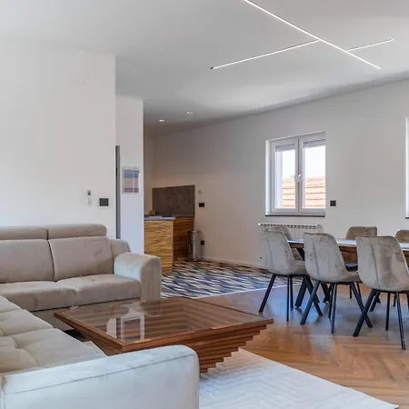 Διαμέρισμα Lepenicka Luxe - Premium *