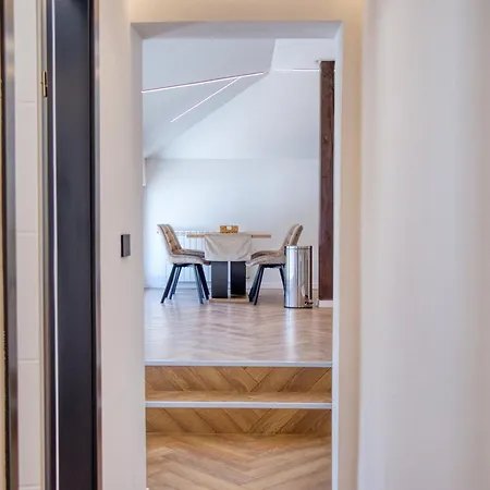 Lepenicka Luxe - Premium *