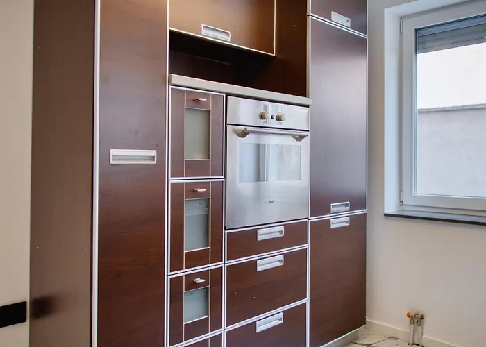 Lepenicka Luxe - Premium